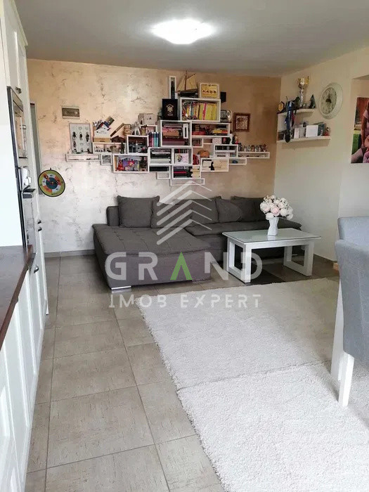 Ap 3 camere | 61 mp | 2 balcoane | 11 mp | parcare | Florești/Florilor