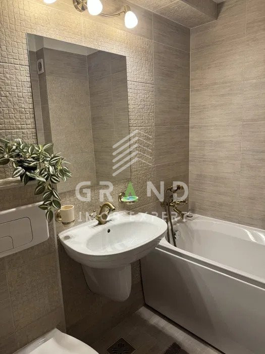 MODERN!Ap 2 camere,BALCON,PARCARE, zona Grigorescu/Donath