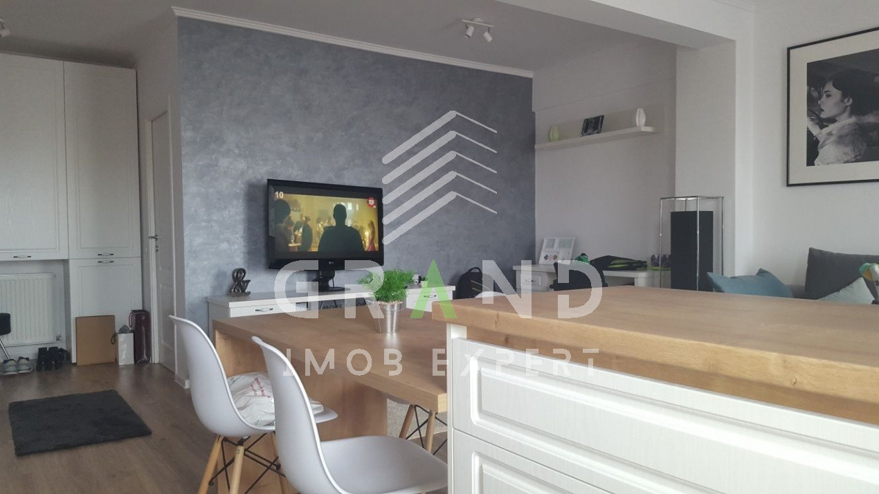 2 camere | 56 mp+balcon 12 mp | Parter înalt | Complex Luminia–Cartier Europa