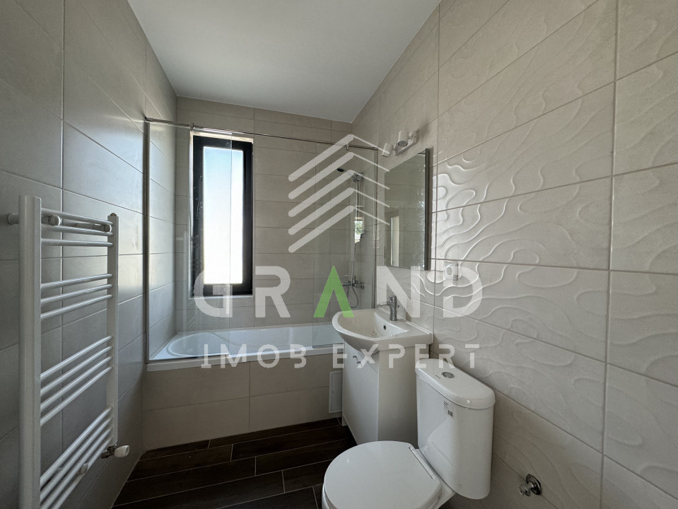 TOTUL NOU!Casa individuala,4 camere,3 BAI,TERASA,GARAJ,zona Dezmir