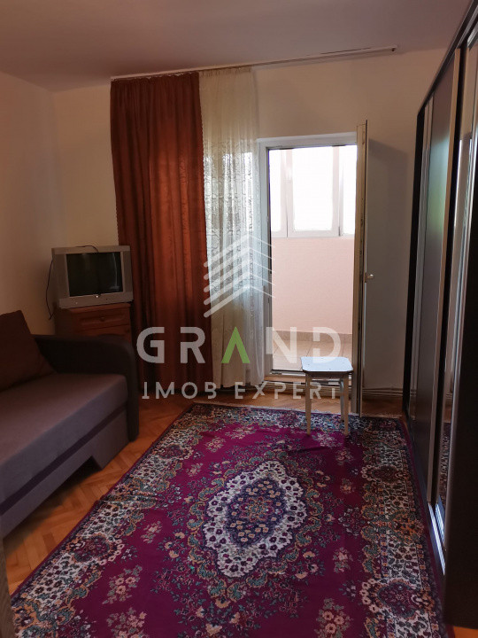 2 CAMERE DECOMANDAT | BALCON | MĂNĂȘTUR / ALEEA BRATEȘ