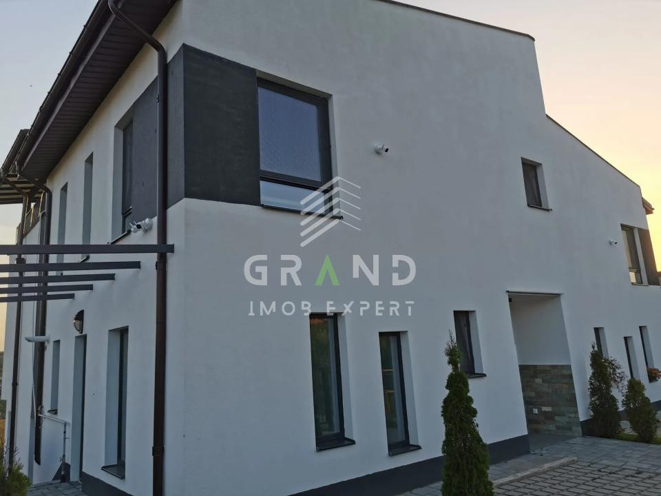 Duplex modern | 120 mp utili | Curte 280 mp | Terasă panoramică | Borhanci