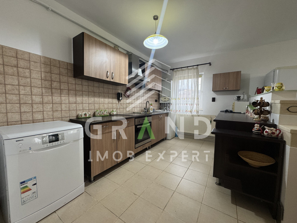 Apartament 2 camere | balcon | parcare | Florești–Stejarului/Eroilor