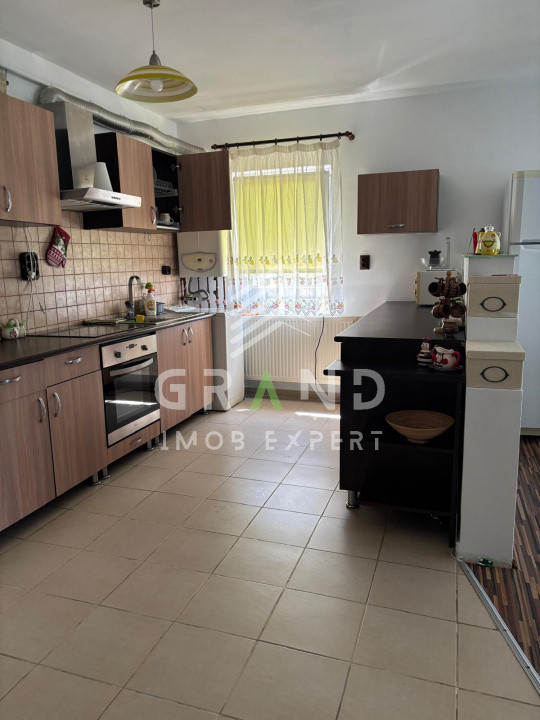 Apartament 2 camere | balcon | parcare | Florești–Stejarului/Eroilor