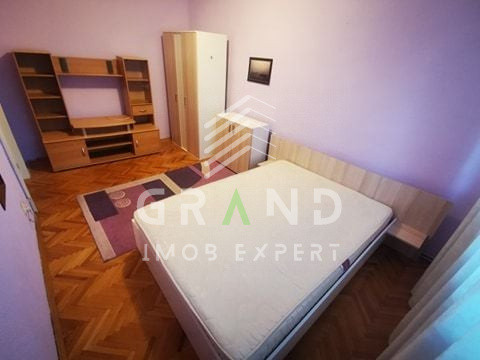 3 camere decomandate | 72 mp | Balcon | Etaj 1 | Manastur | Aleea Vidraru