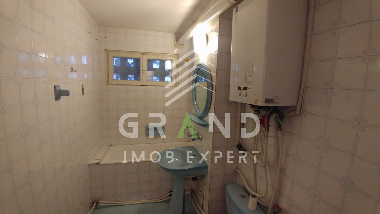 3 camere decomandate | 72 mp | Balcon | Etaj 1 | Manastur | Aleea Vidraru