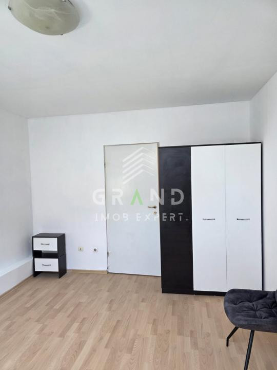 Garsonieră spațioasă | Mărăști/Farmec/Bucuresti | Lift | Disponibilă imediat