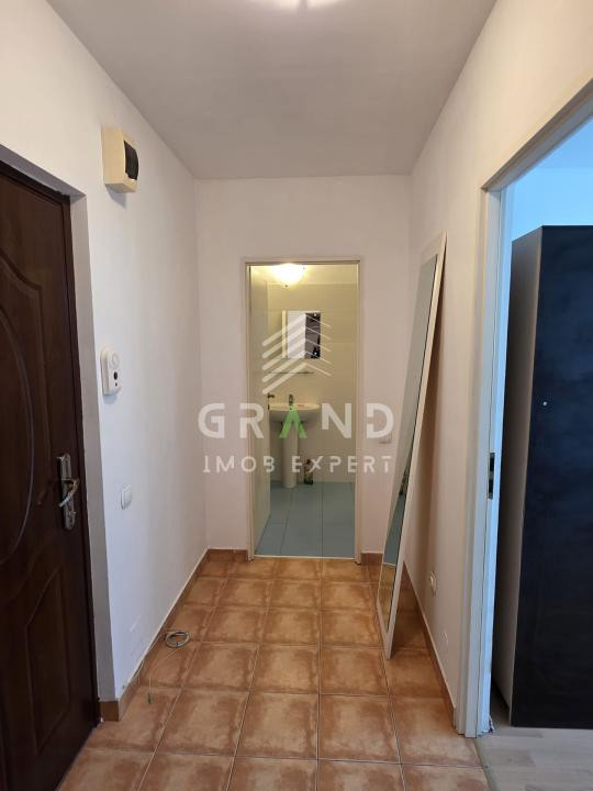 Garsonieră spațioasă | Mărăști/Farmec/Bucuresti | Lift | Disponibilă imediat