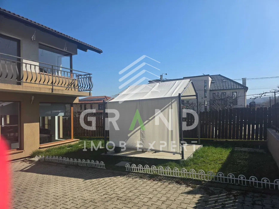 CASĂ INDIVIDUALĂ DE ÎNCHIRIAT | 140 MP | CURTE 350 MP | 4 PARCĂRI | BUNĂ ZIUA