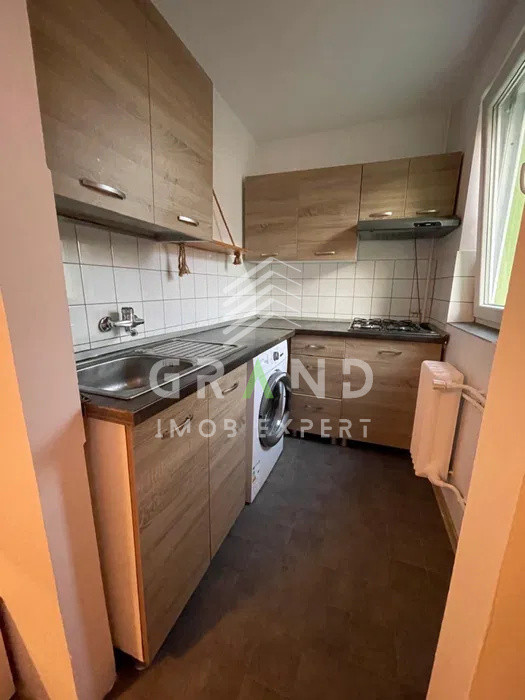 2 camere semidecomandate | Gheorgheni–str.Lăcrămioarelor | Etaj intermediar 