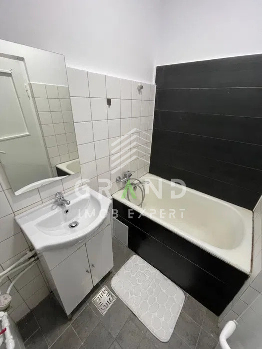 2 camere semidecomandate | Gheorgheni–str.Lăcrămioarelor | Etaj intermediar 