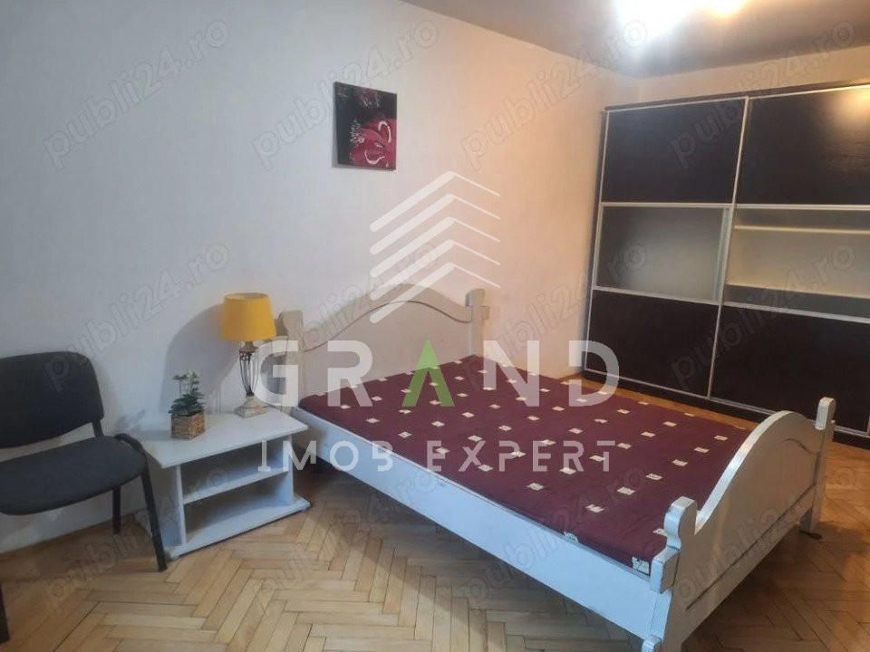 Ap 1 camera, zona Plopilor