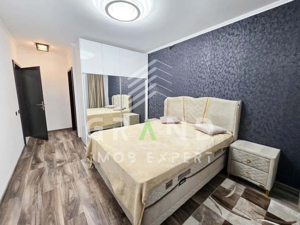 Ap.3 Camere | 100 mp+Terasă 38 mp | 2 Parcări | Complex Exclusivist | Bună Ziua