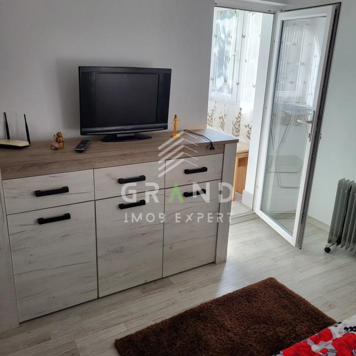 Garsonieră 30 mp | decomandată | modernă | balcon închis | P-ța Cipariu