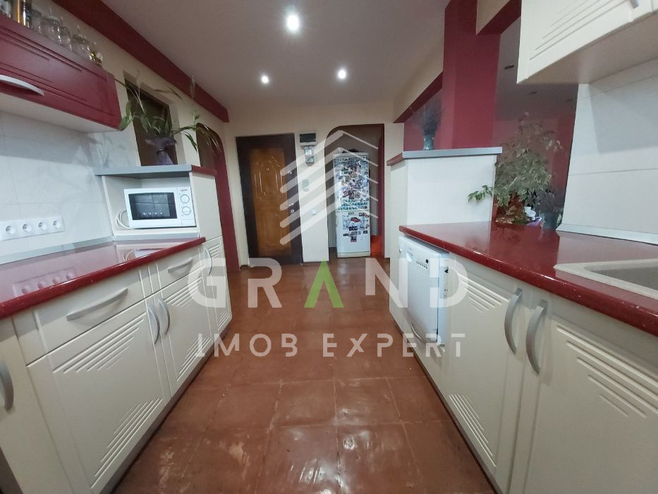 OPORTUNITATE RARĂ | 4 CAMERE TRANSFORMAT ÎN 3 | MĂNĂȘTUR–GR.ALEXANDRESCU 