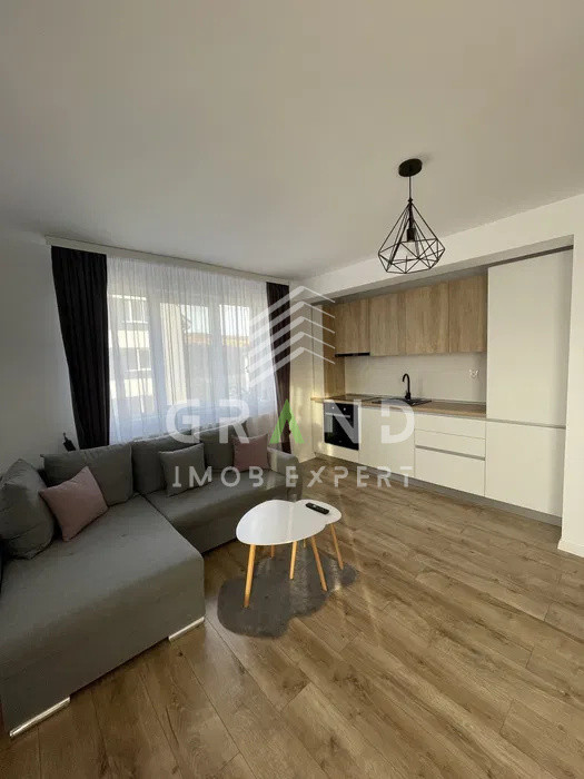 Oportunitate! Apartament 3 Camere | Parcare | Balcon | Floresti/Tineretului