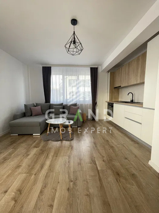 Oportunitate! Apartament 3 Camere | Parcare | Balcon | Floresti/Tineretului
