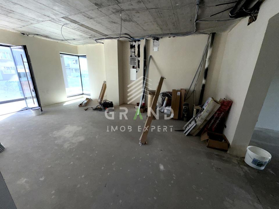 SPAȚIU COMERCIAL 120mp | 4 ÎNCĂPERI | 3 BAI | TERASĂ 20mp | PARCARE | VIVO MALL