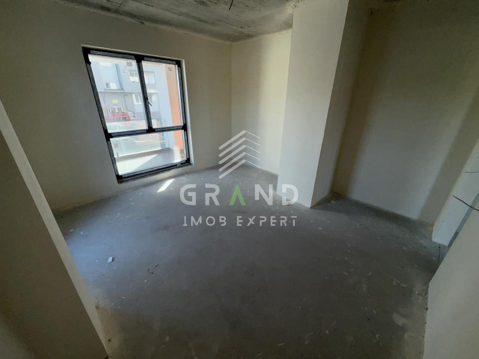 SPAȚIU COMERCIAL 120mp | 4 ÎNCĂPERI | 3 BAI | TERASĂ 20mp | PARCARE | VIVO MALL