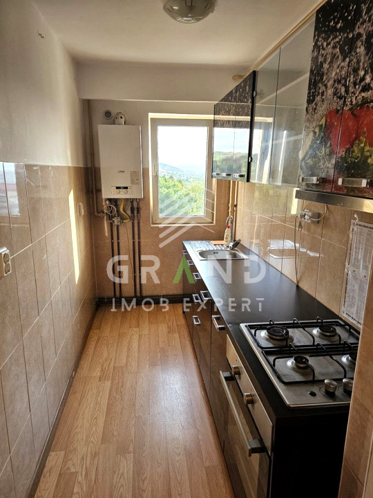 2 CAMERE DECOMANDATE | BALCON ÎNCHIS | BECI | CLĂBUCET/MĂNĂȘTUR