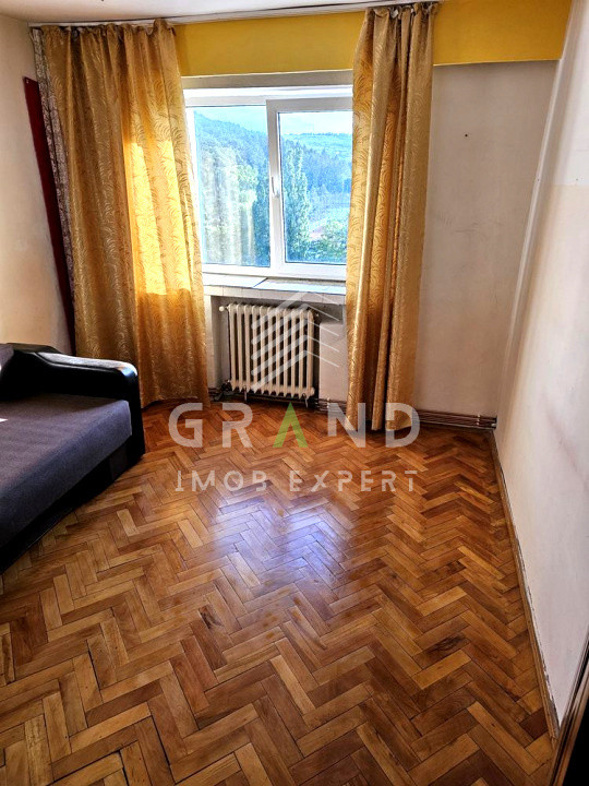 2 CAMERE DECOMANDATE | BALCON ÎNCHIS | BECI | CLĂBUCET/MĂNĂȘTUR