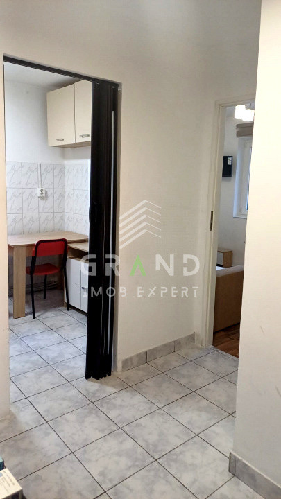 3 camere decomandate | Etaj 1/4 | Centrală proprie | Primăverii/Pritax/Mănăstur