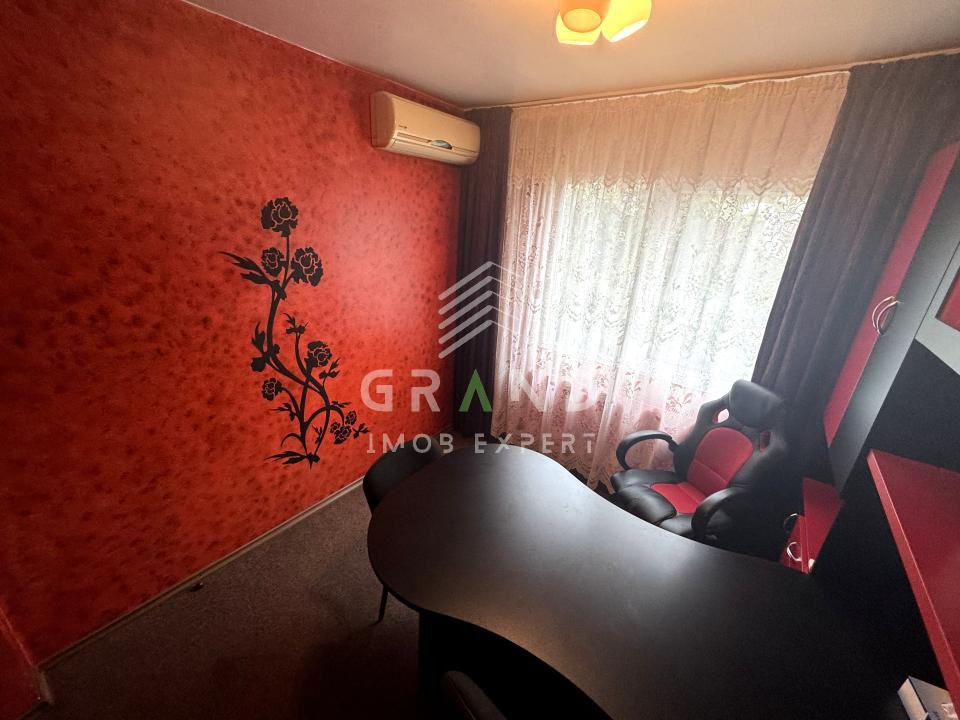 3 CAMERE | BALCON | ETAJ INTERMEDIAR | MĂNĂȘTUR – ZONA PARANG