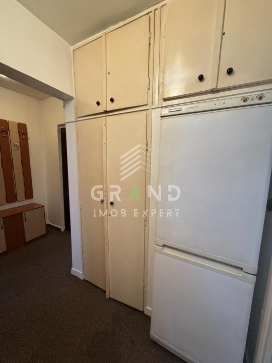 3 CAMERE | BALCON | ETAJ INTERMEDIAR | MĂNĂȘTUR – ZONA PARANG