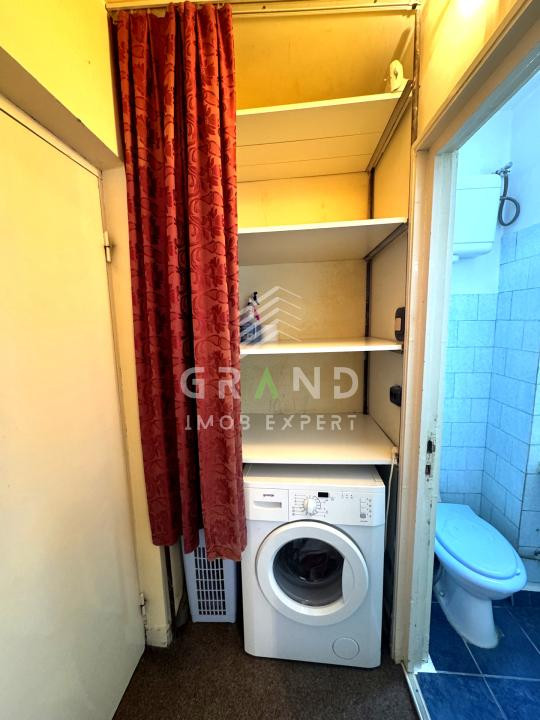 3 CAMERE | BALCON | ETAJ INTERMEDIAR | MĂNĂȘTUR – ZONA PARANG