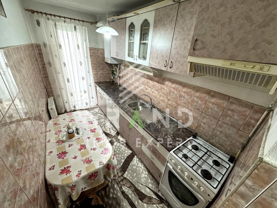 3 camere decomandate | 2 Balcoane | Etaj 1 | Mănăștur/Mehedinți
