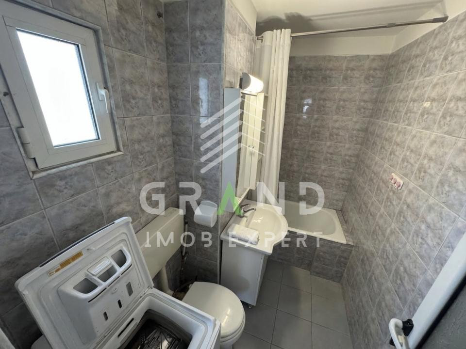3 camere decomandate | 2 Balcoane | Etaj 1 | Mănăștur/Mehedinți