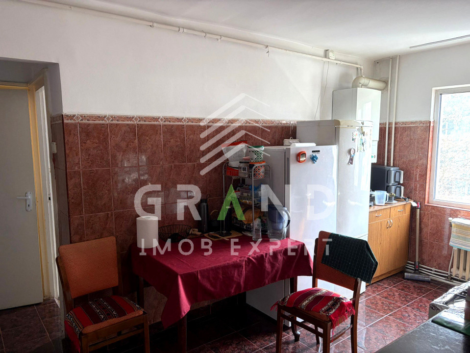 4 camere | 81 mp | 2 băi | balcon | boxă | Etaj 3 | Mănăștur–Str.Gr Alexandrescu