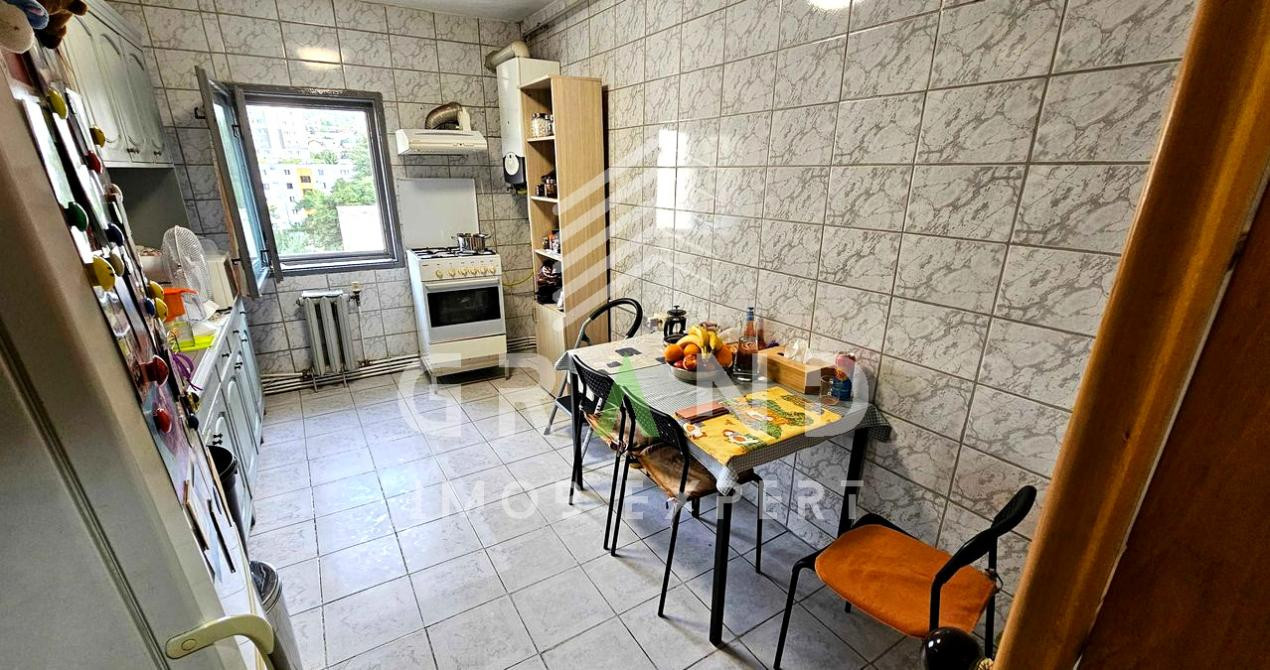 Ap 4 camere | 2 băi | 2 balcoane | zona Mănăștur-BIG