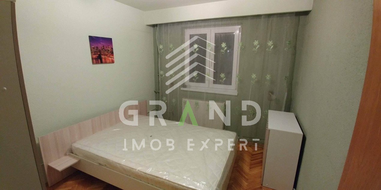 3 camere decomandate | 72 mp | Balcon | Etaj 1 | Manastur | Aleea Vidraru