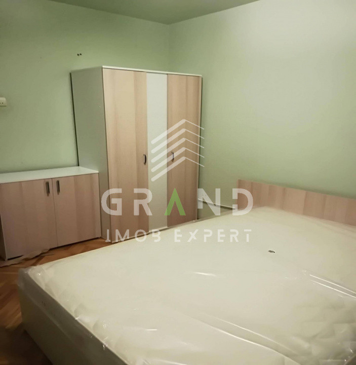 3 camere decomandate | 72 mp | Balcon | Etaj 1 | Manastur | Aleea Vidraru