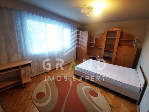 3 camere decomandate | 72 mp | Balcon | Etaj 1 | Manastur | Aleea Vidraru