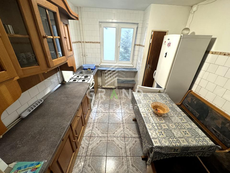 3 camere decomandate | 72 mp | Balcon | Etaj 1 | Manastur | Aleea Vidraru