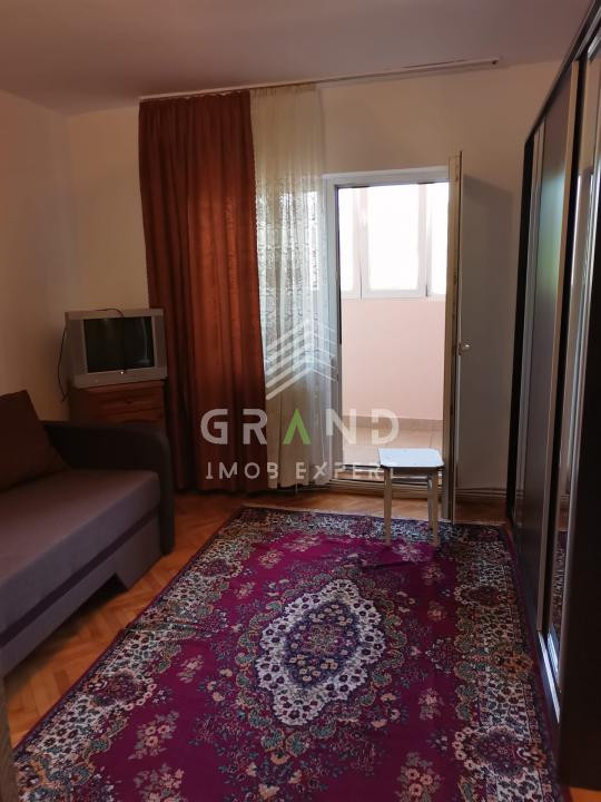 2 CAMERE DECOMANDAT | BALCON | MĂNĂȘTUR / ALEEA BRATEȘ
