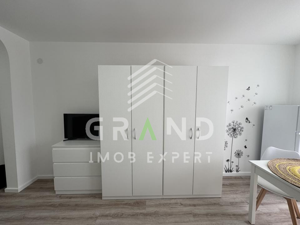 STUDIO MODERN–PRIMA ÎNCHIRIERE | STR.BUCUREȘTI | TOTUL NOU | UTILITĂȚI INCLUSE