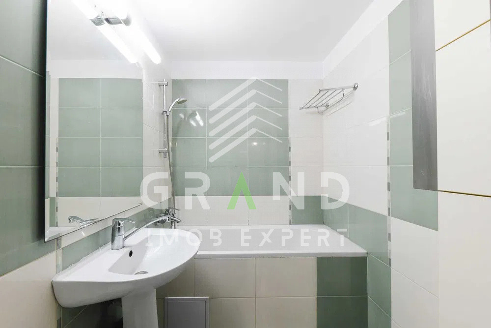 Apartament 4 camere | 2 Balcoane | 2 Bai | Etaj 3 | Parcare | Gheorgheni