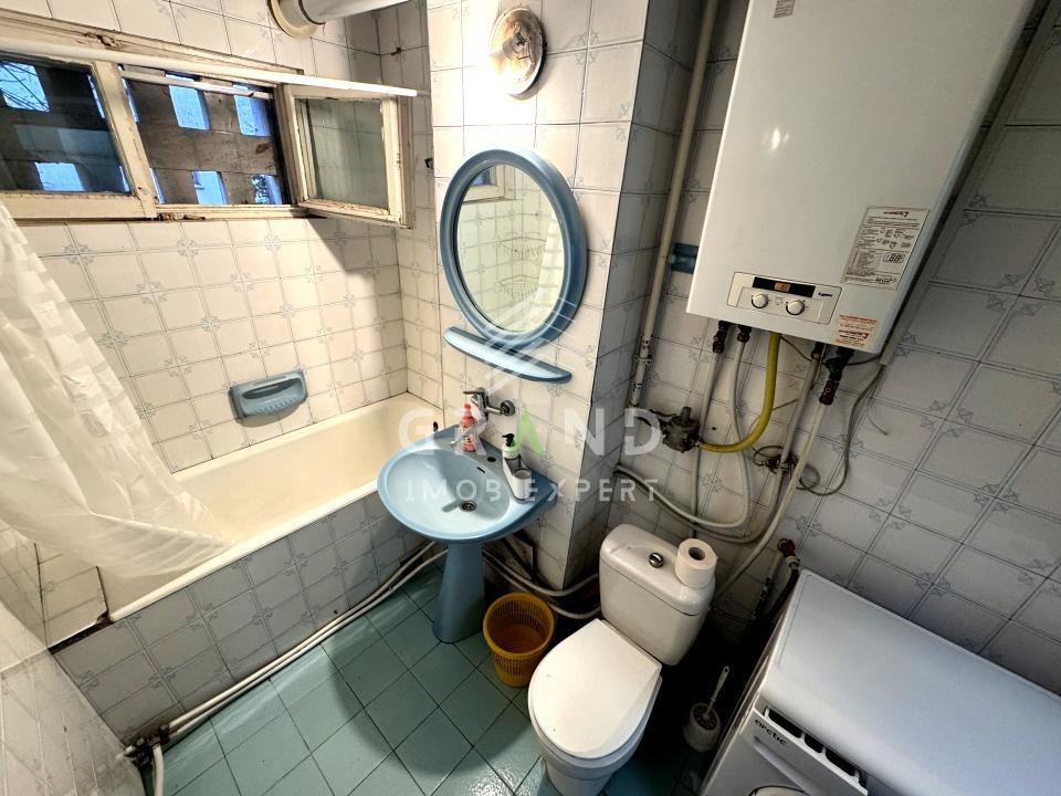 3 camere decomandate | 72 mp | Balcon | Etaj 1 | Manastur | Aleea Vidraru