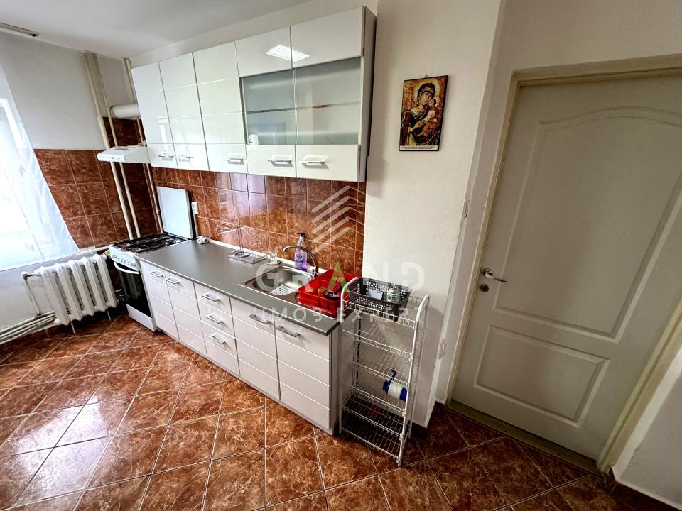 2 CAMERE DECOMANDAT | BALCON | MĂNĂȘTUR / ALEEA BRATEȘ