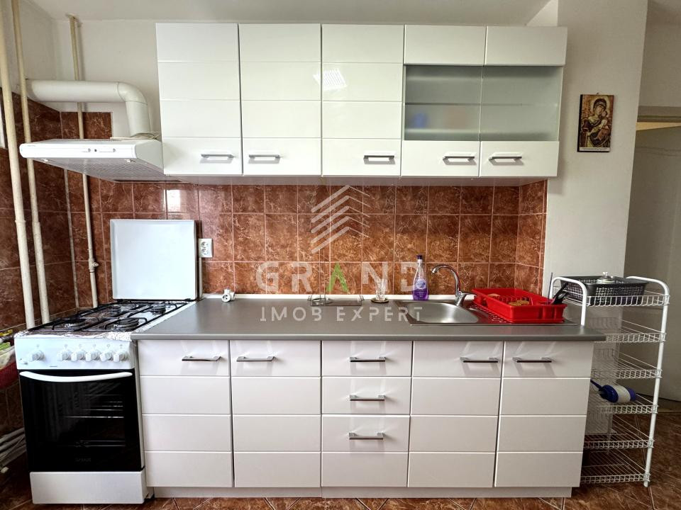 2 CAMERE DECOMANDAT | BALCON | MĂNĂȘTUR / ALEEA BRATEȘ