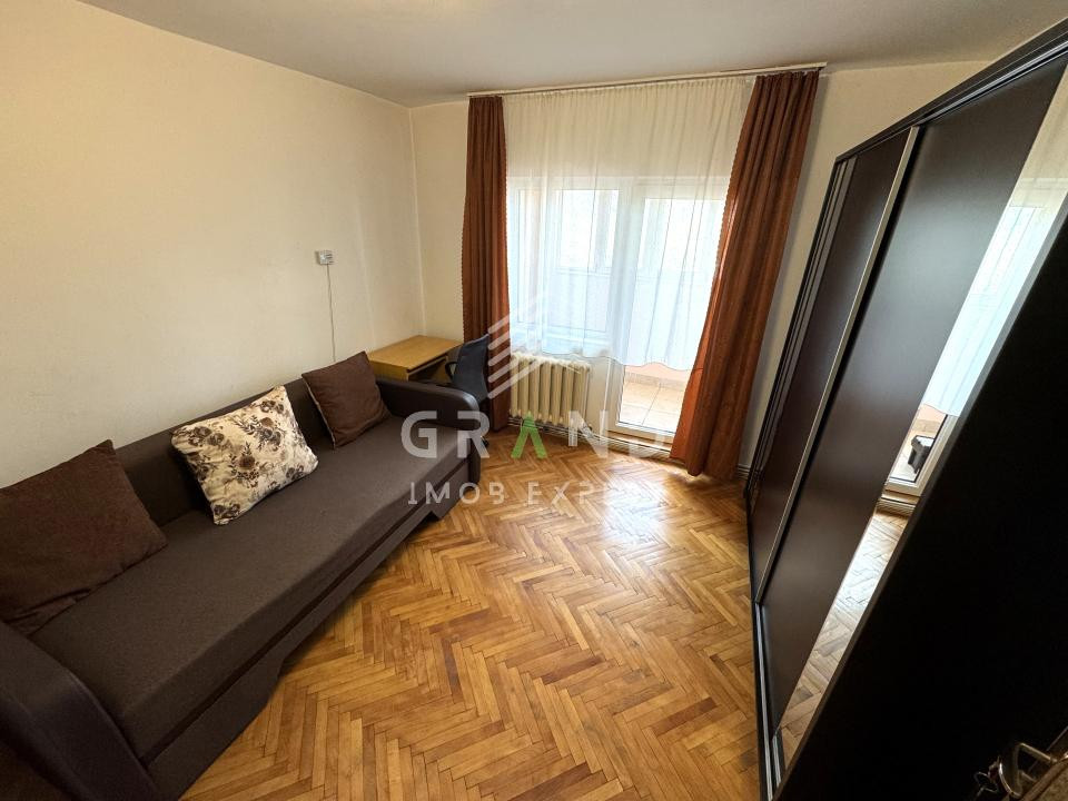 2 CAMERE DECOMANDAT | BALCON | MĂNĂȘTUR / ALEEA BRATEȘ