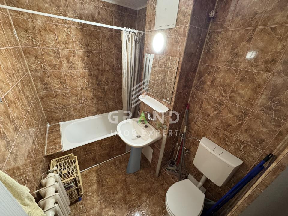 2 CAMERE DECOMANDAT | BALCON | MĂNĂȘTUR / ALEEA BRATEȘ