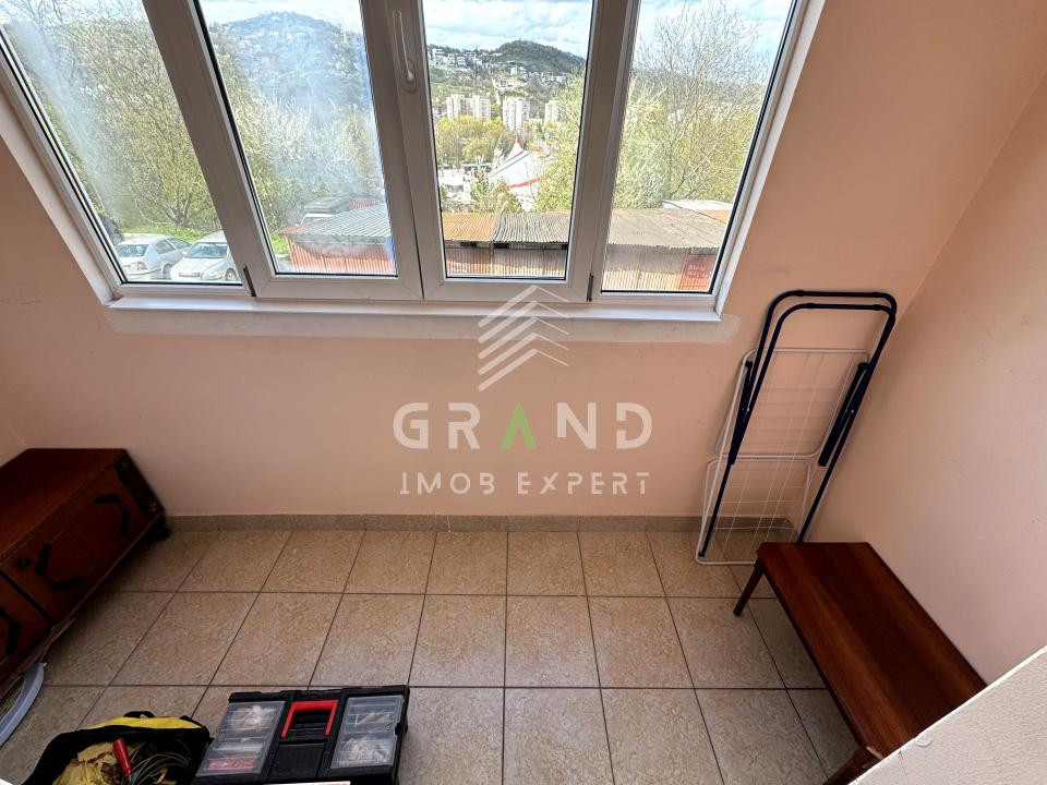 2 CAMERE DECOMANDAT | BALCON | MĂNĂȘTUR / ALEEA BRATEȘ