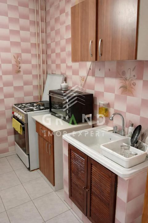 2 camere decomandate | 2 balcoane | Etaj intermediar | Mărăști–Piața Mărăști