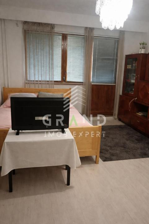 2 camere decomandate | 2 balcoane | Etaj intermediar | Mărăști–Piața Mărăști