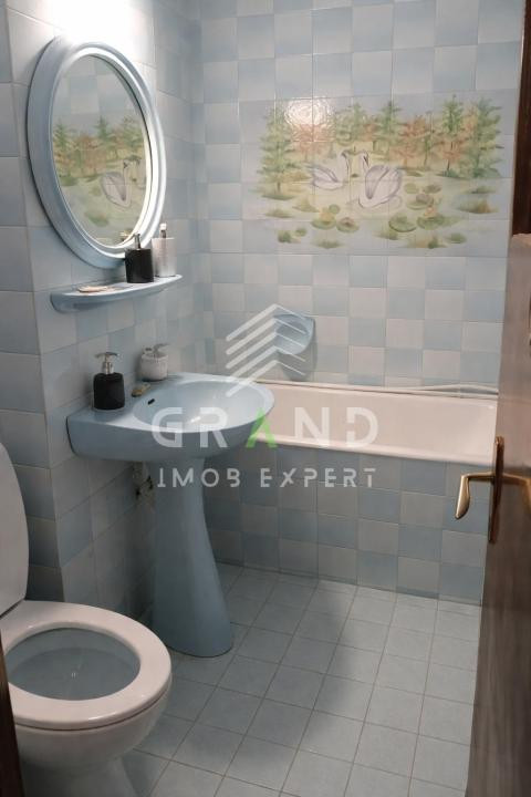 2 camere decomandate | 2 balcoane | Etaj intermediar | Mărăști–Piața Mărăști