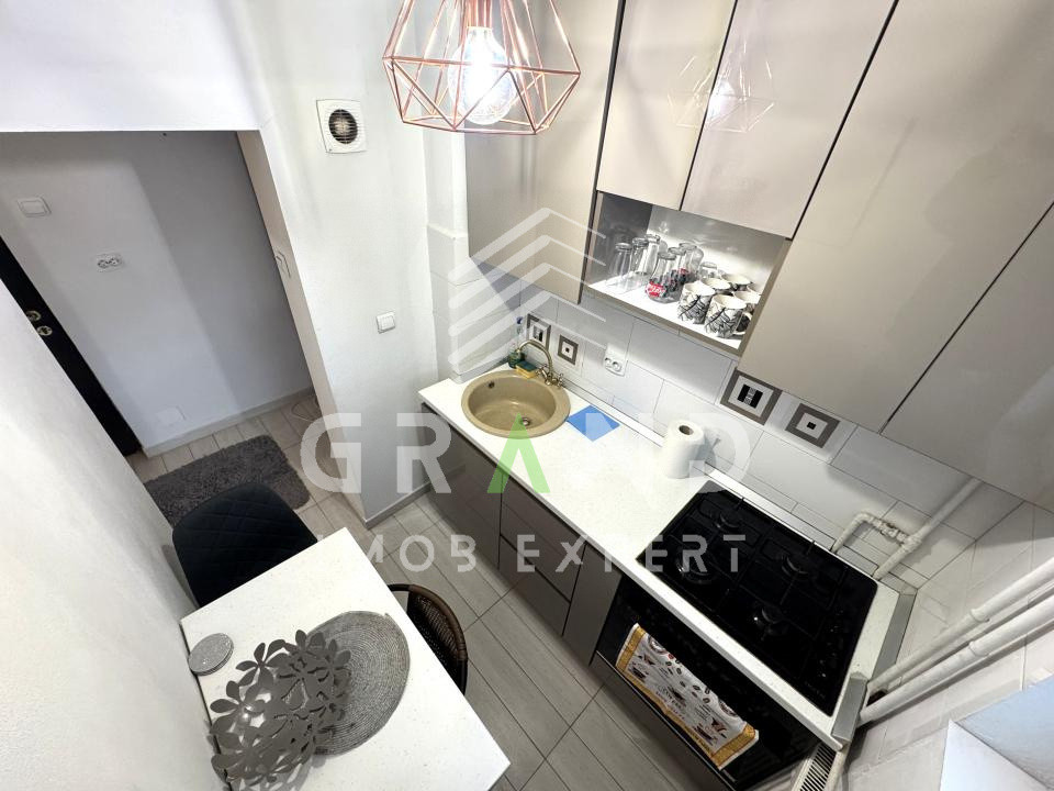 Garsonieră 30 mp | decomandată | modernă | balcon închis | P-ța Cipariu